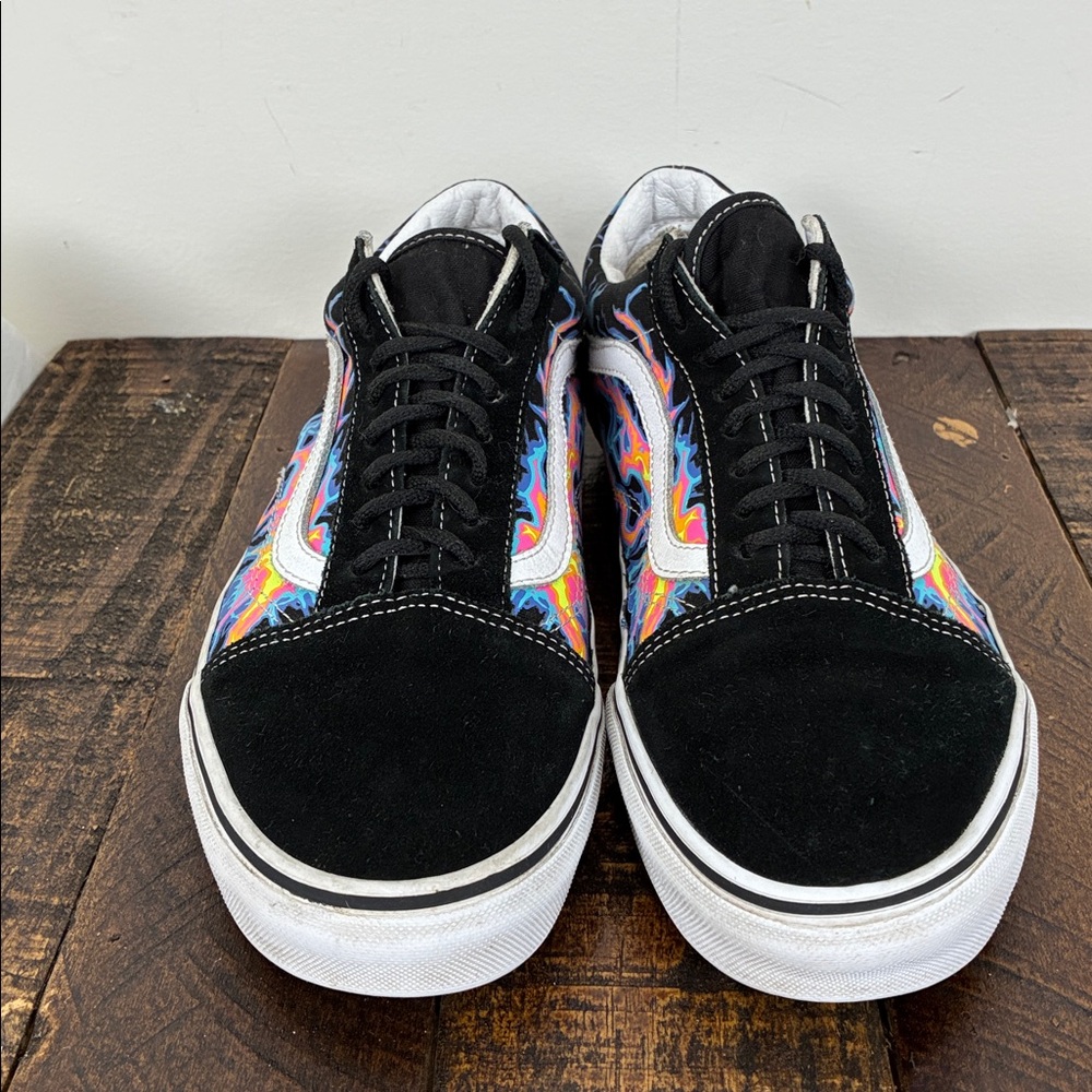 Vans Black Lowtop Sneakers Mens 9.5/Women’s 11 Lace Up Electric Flame Lightning - Picture 2 of 8